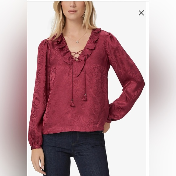 Paige $299 Ilara Jacquard 100% Silk Top Ruffle V-Neck Long Sleeve In Berry Jam - Picture 3 of 11